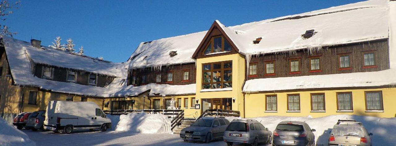 Hotel "Zum Einsiedler" Deutschneudorf Eksteriør bilde
