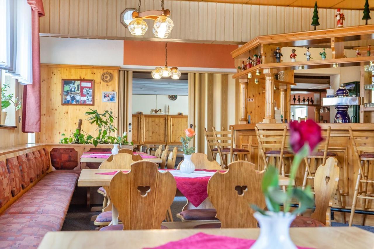 Hotel "Zum Einsiedler" Deutschneudorf Eksteriør bilde